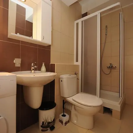 Exclusive スコピエ