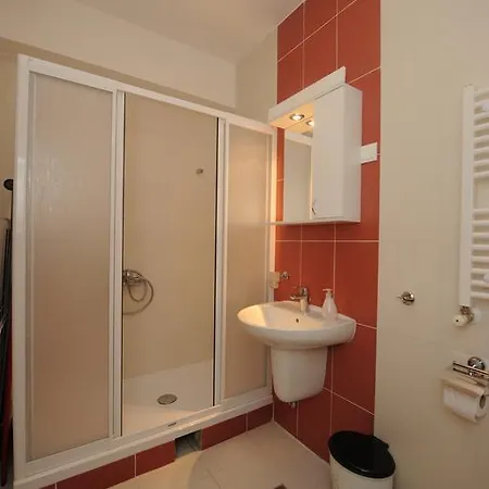 Apartment Exclusive *