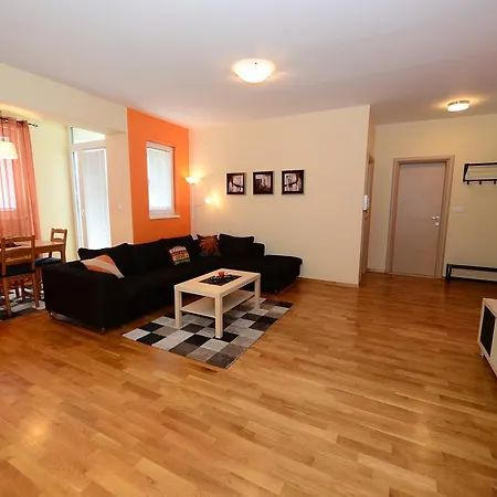 Apartment Exclusive *