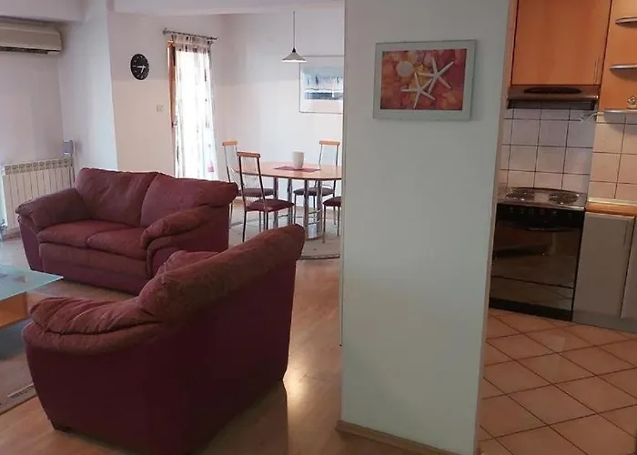 Exclusive Apartment *