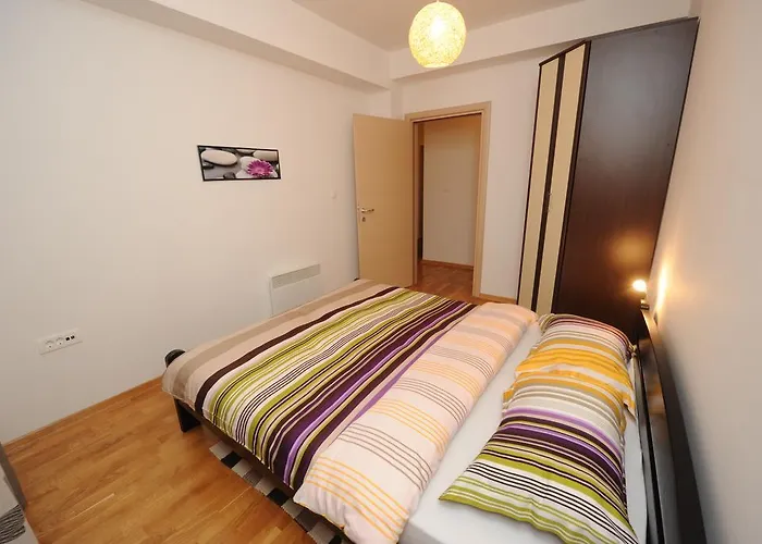 Exclusive Apartment *